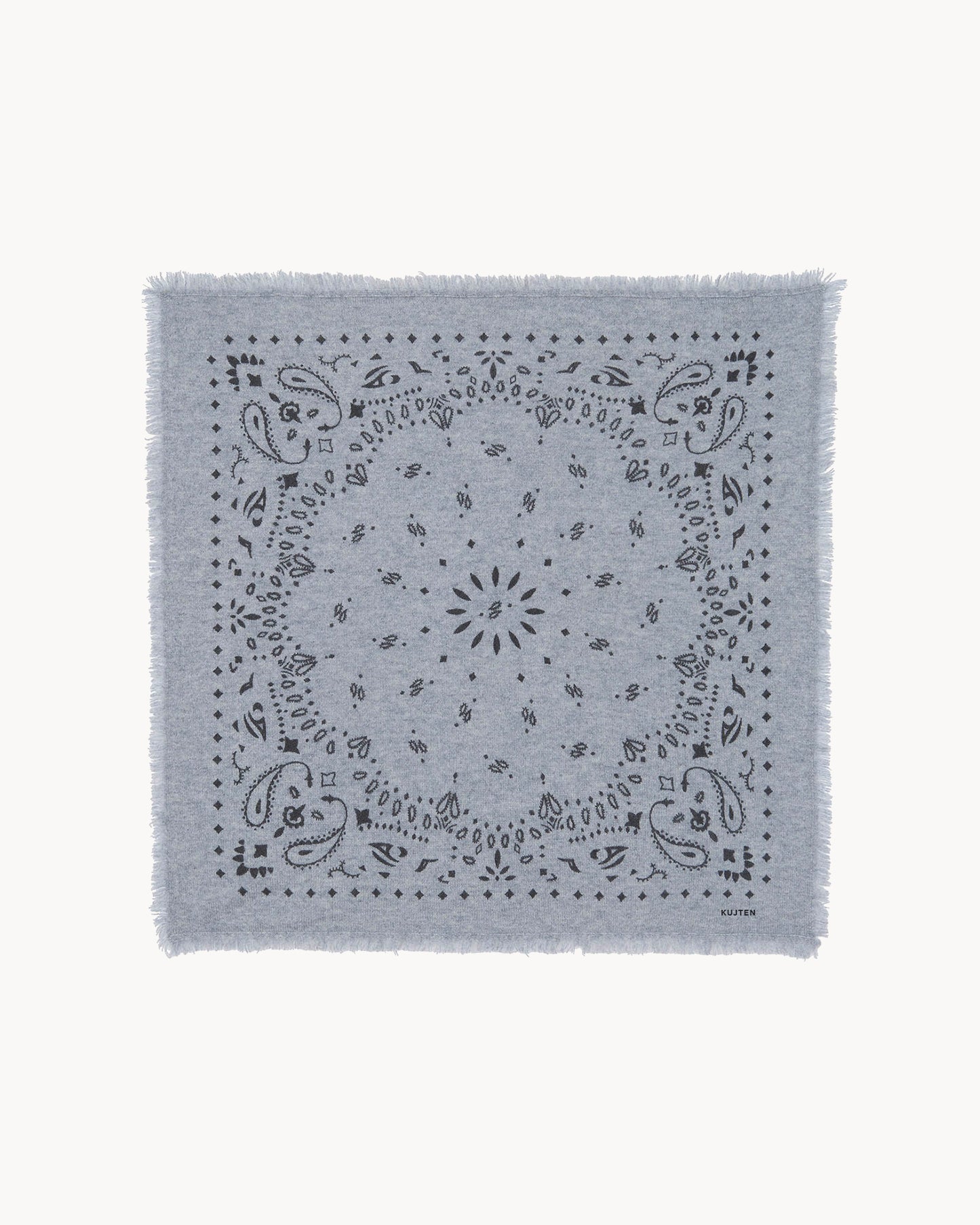 Bandana en cachemire gris pour femme et pour homme - Kujten packshot