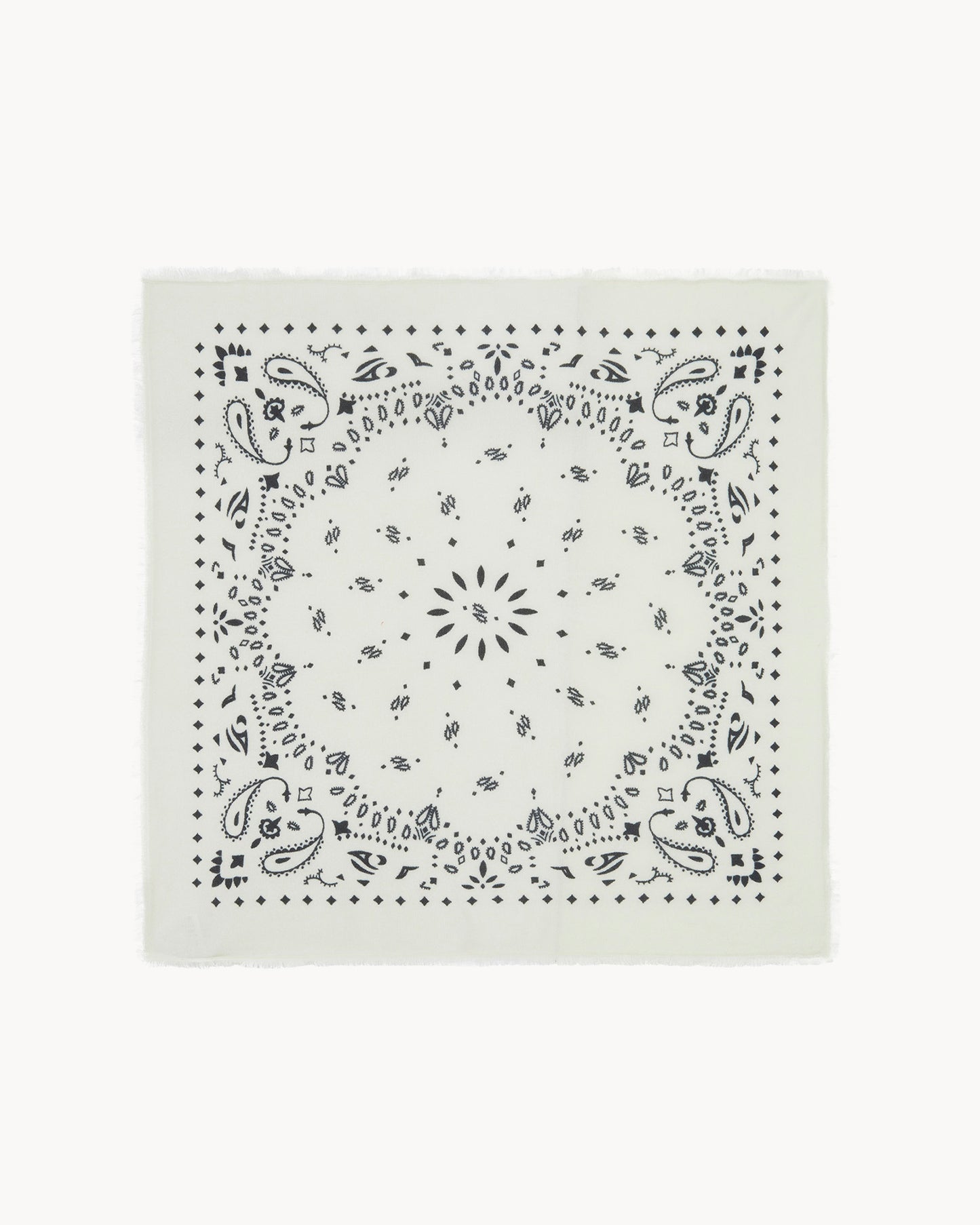 Bandana en cachemire blanc pour femme et pour homme - Kujten packshot