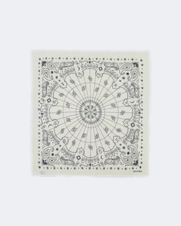 Bandana en cachemire blanc pour femme et pour homme - Kujten packshot