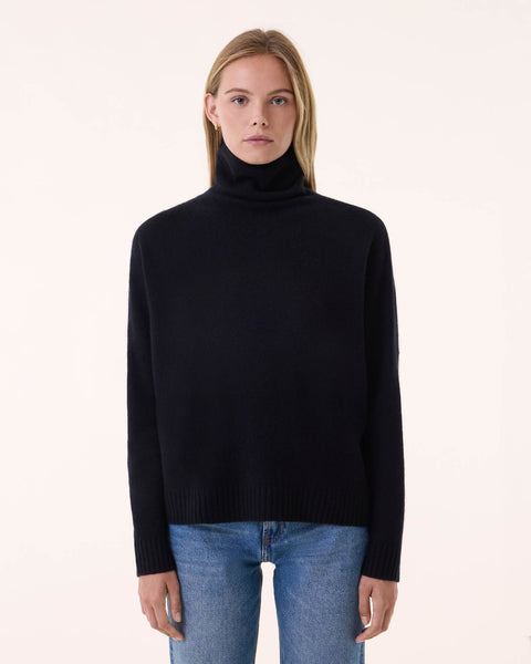 Pull Tila noir - Image principale