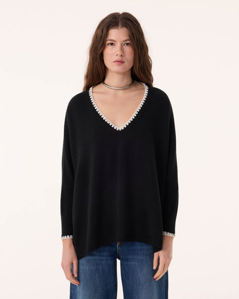 Pull Aminie noir - Image principale