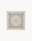 Bandana en cachemire blanc et beige pour femme et pour homme - Kujten packshot