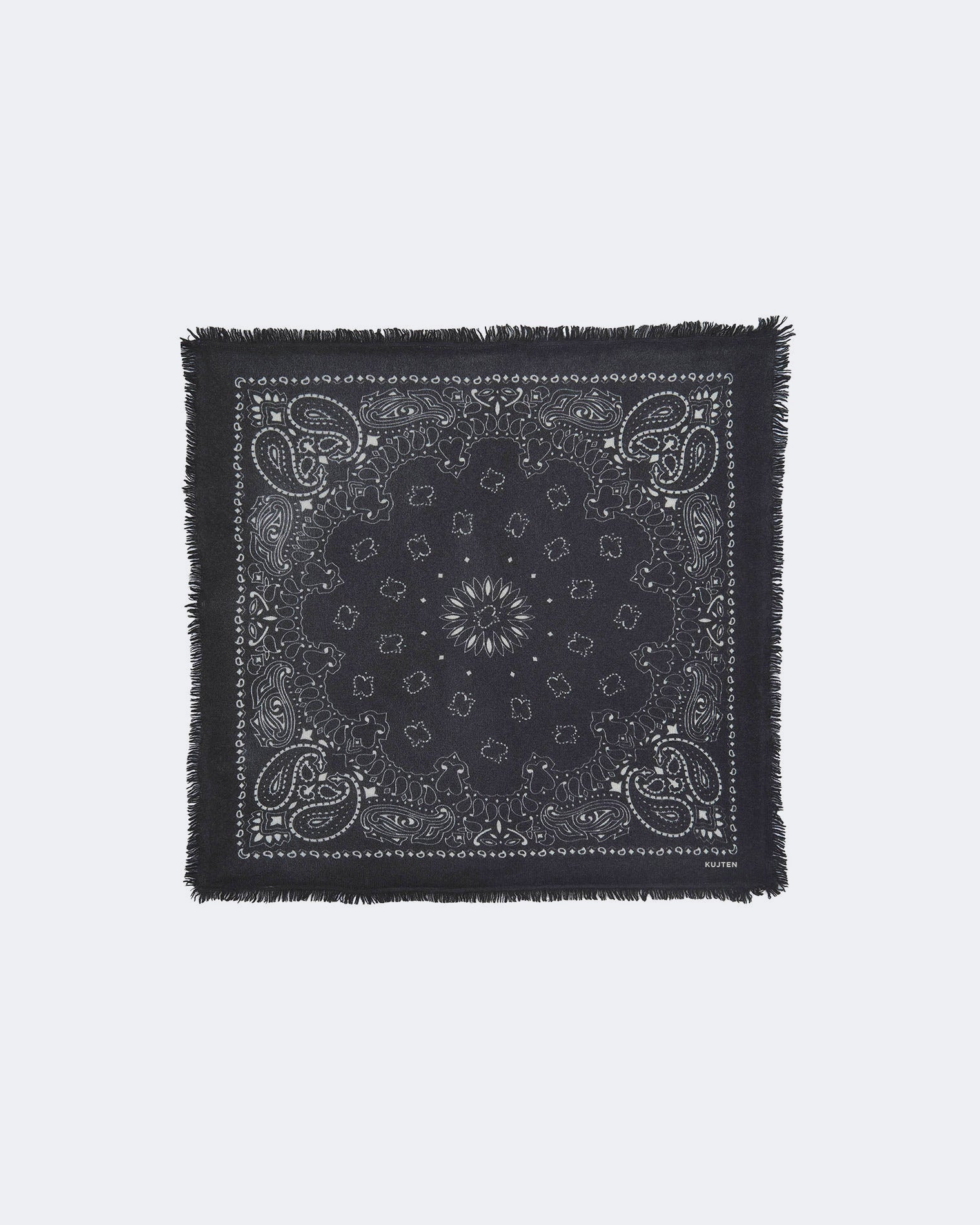 Bandana en cachemire noir pour femme et pour homme - Kujten packshot