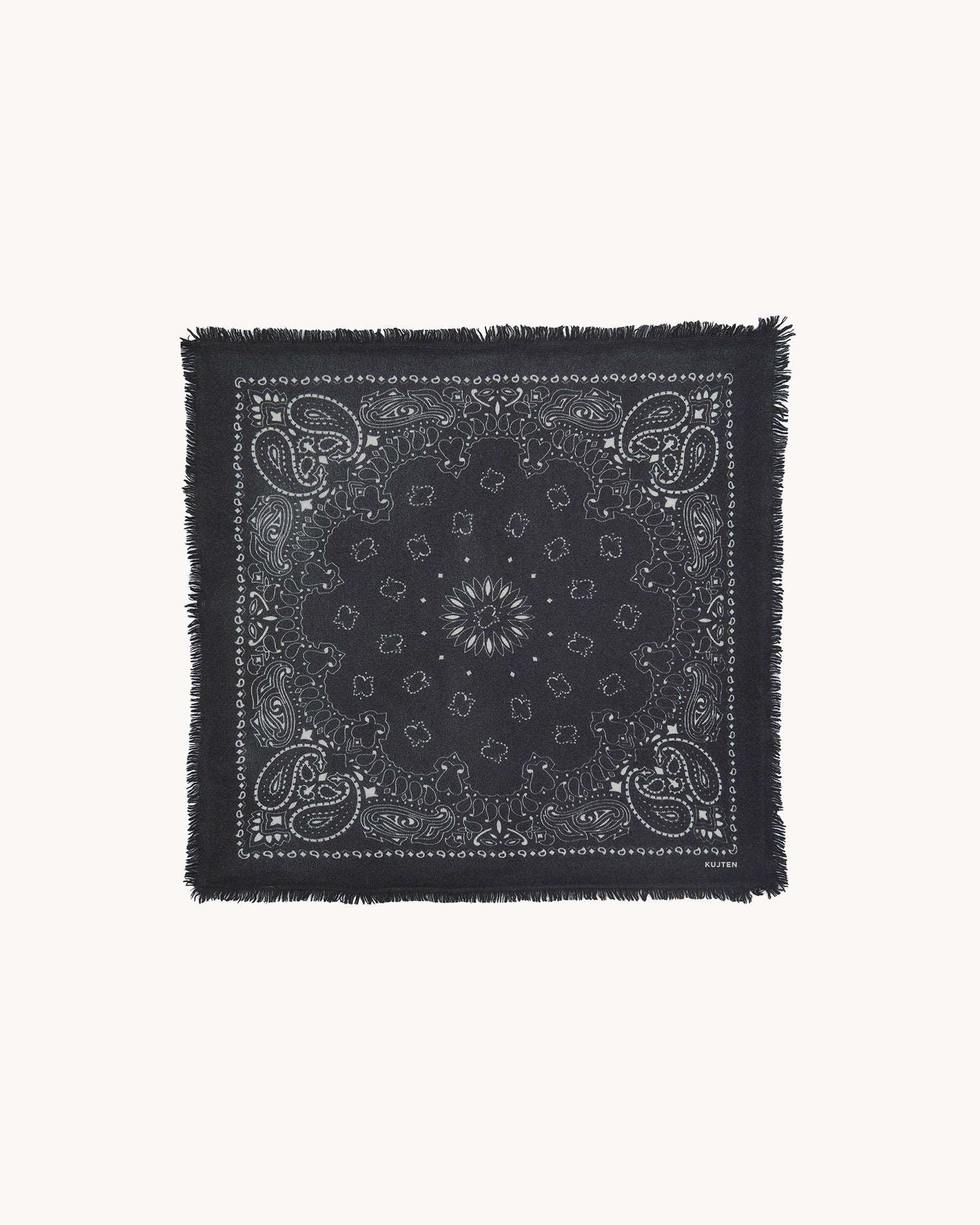 Bandana en cachemire noir pour femme et pour homme - Kujten packshot