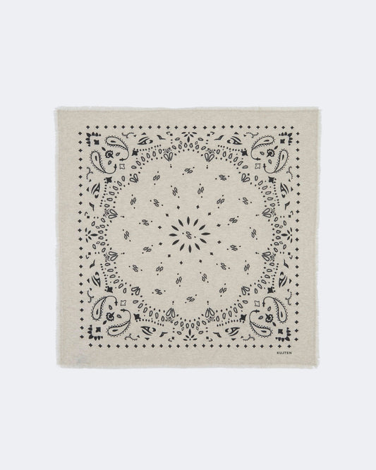 Bandana en cachemire blanc et beige pour femme et pour homme - Kujten packshot