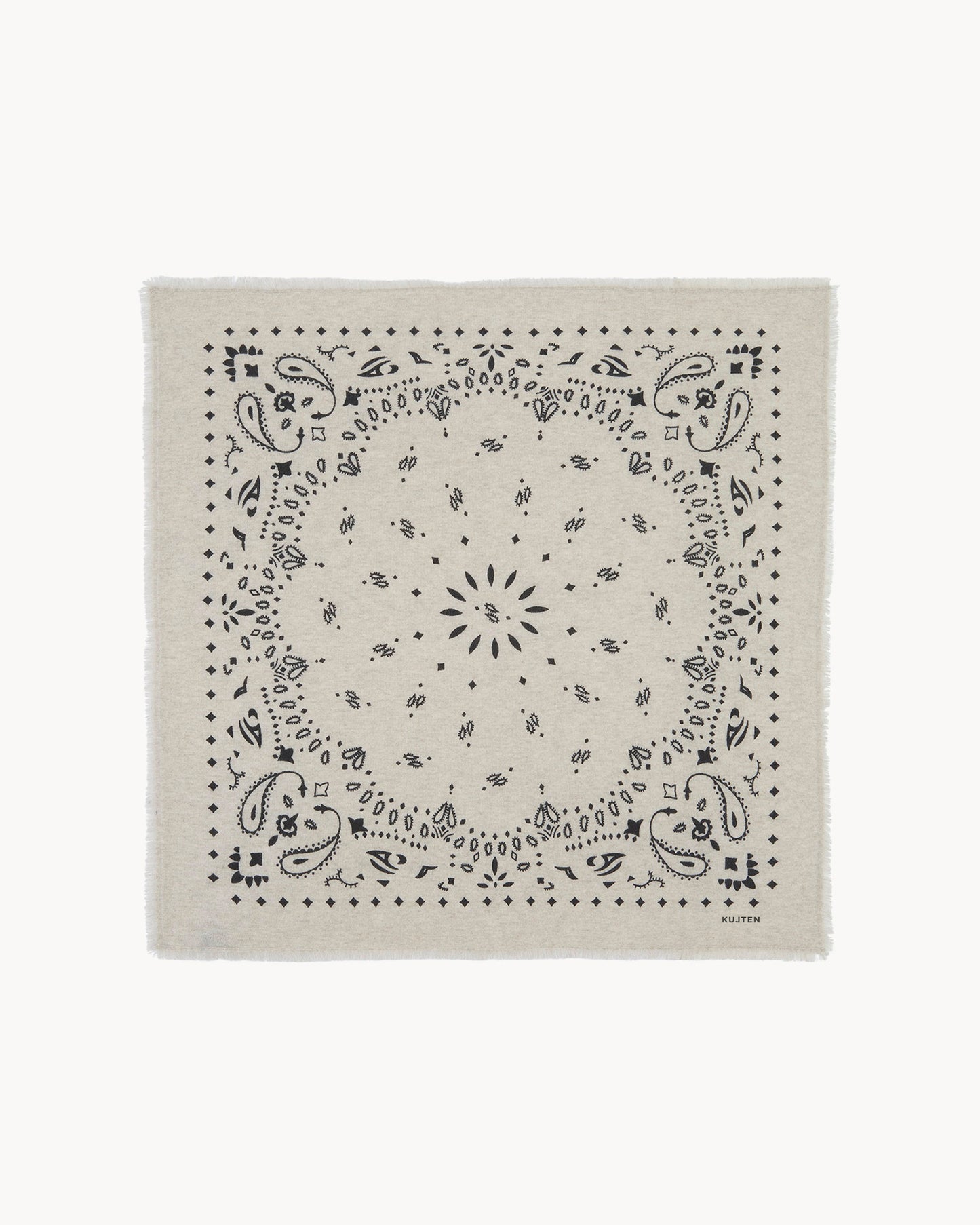 Bandana en cachemire blanc et beige pour femme et pour homme - Kujten packshot