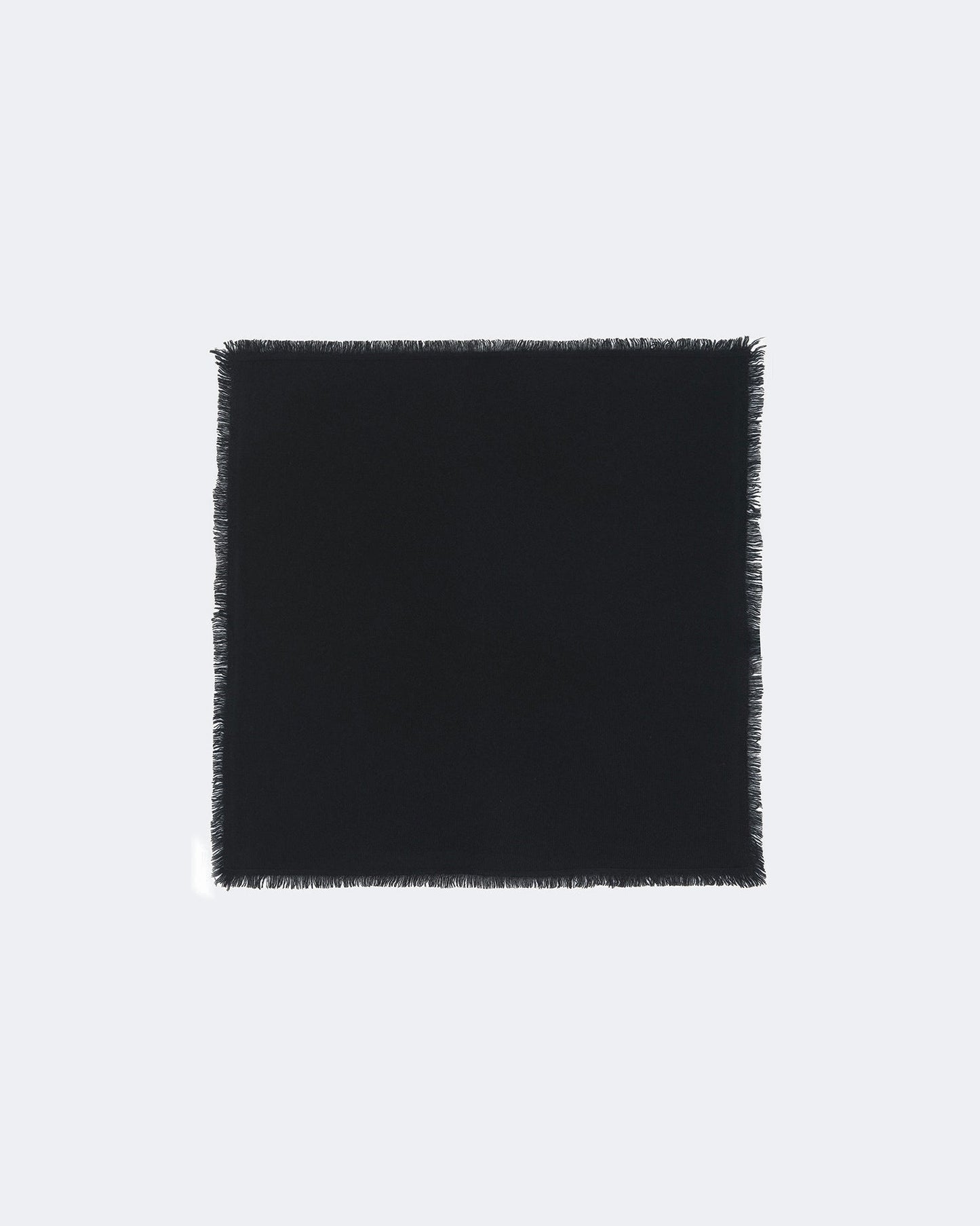 Bandana en cachemire noir pour femme et pour homme - Kujten packshot
