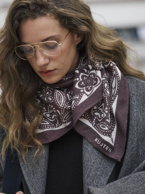Large Bandana Helia chianti - Image 2