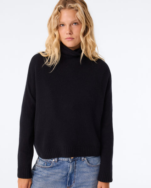 Pull Tila noir - Image 2