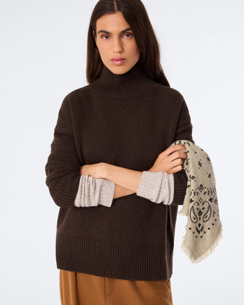 Sweater Ulla Brown - Image 1