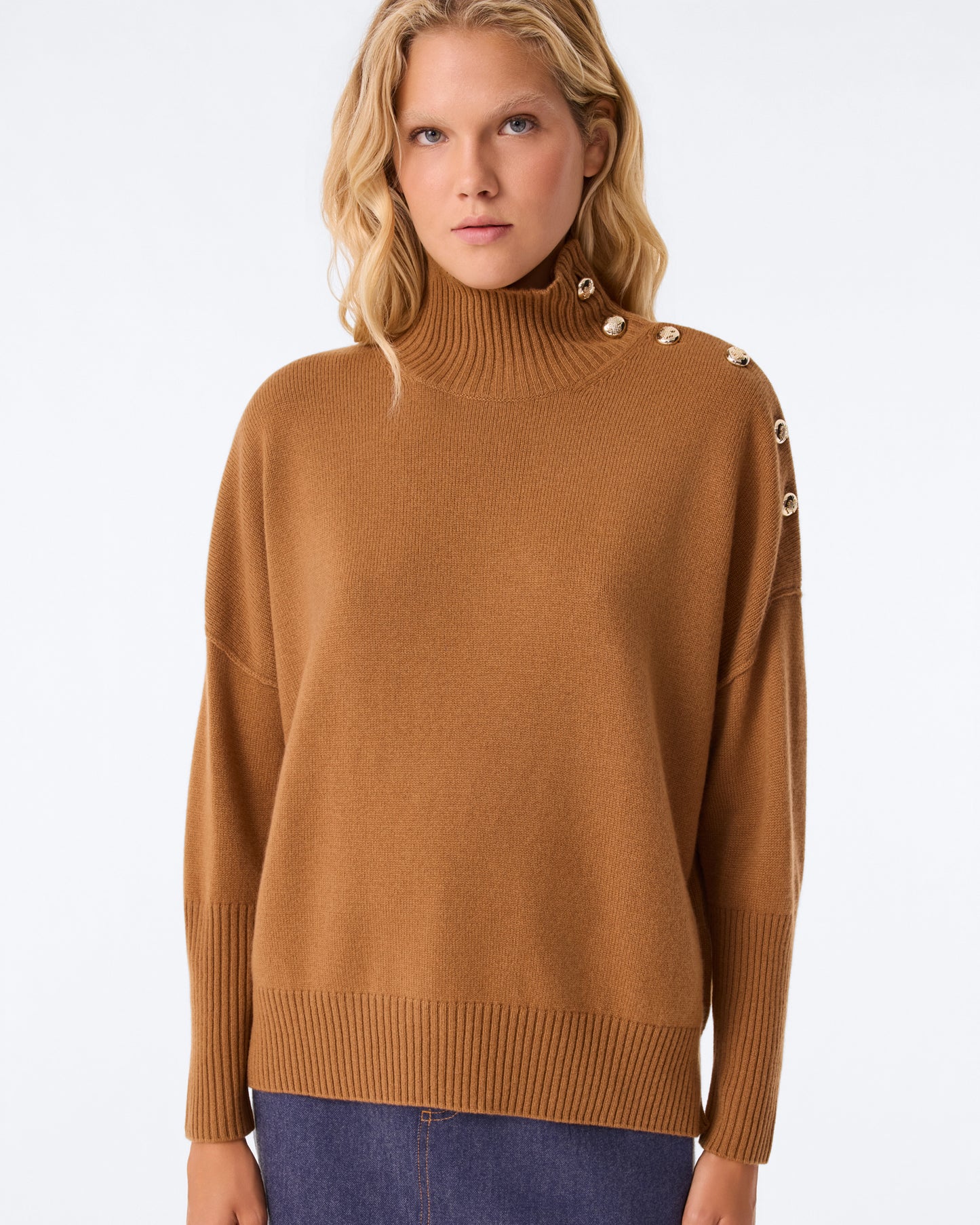 Pull Pinko macchiato