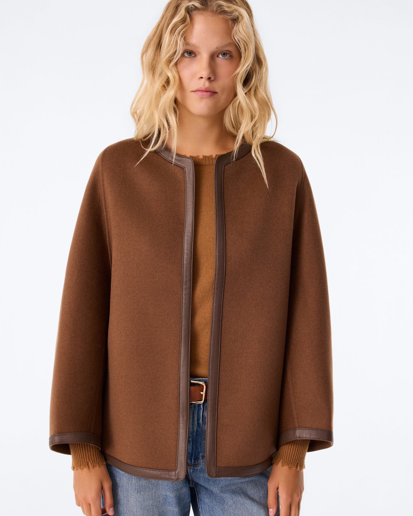Cape Asi Leather marron épice