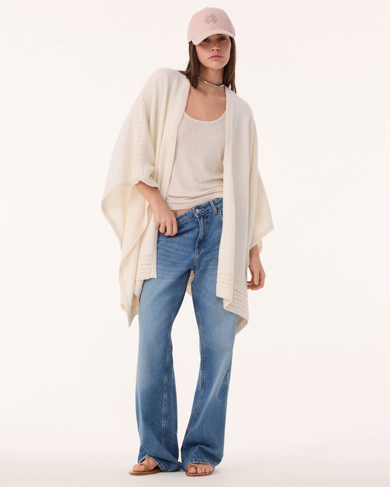 2937 best images about Capes on Pinterest Wool Women s capes and Fall 2016